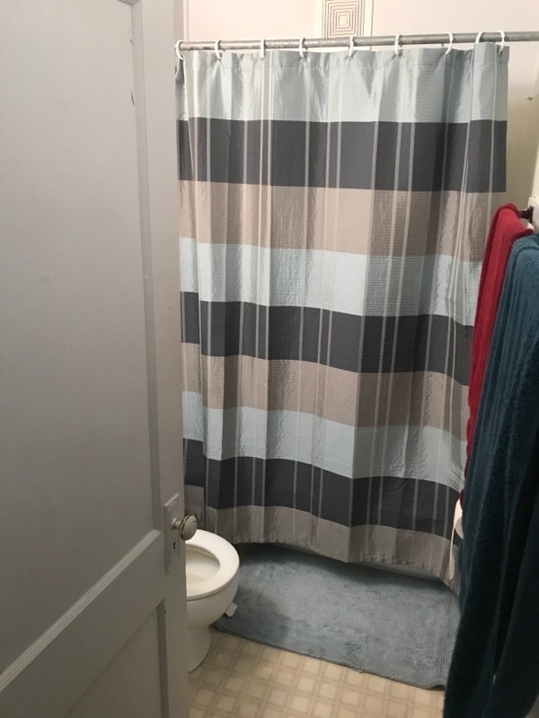 Building Photo - 307 S Maple Ave