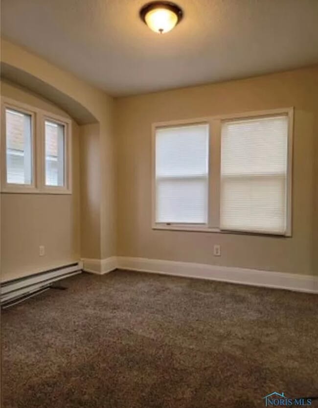 Building Photo - 123 Central Ave