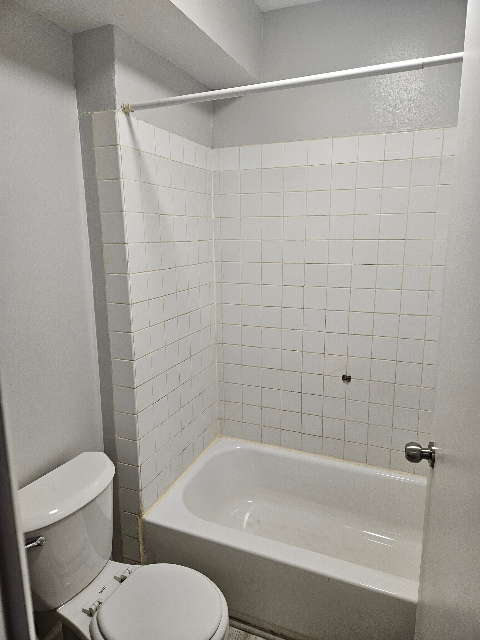 Bathroom - 3039 30th St SE