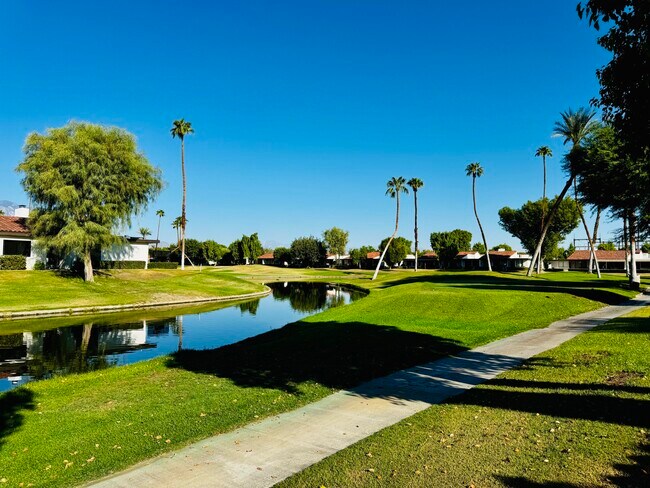 Building Photo - 23 Don Quixote Dr