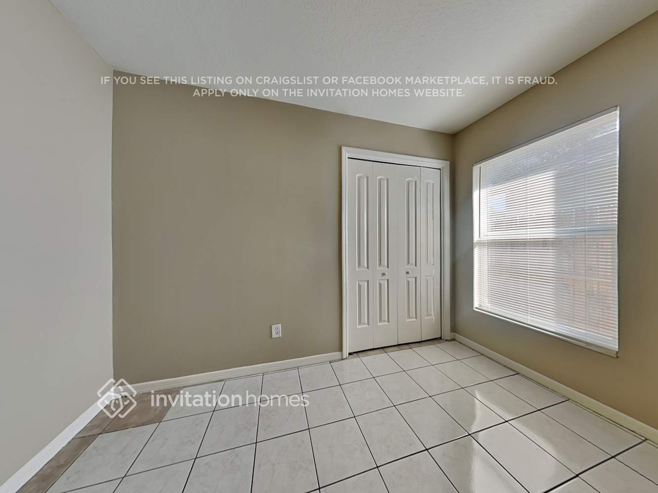 Building Photo - 717 Sand Ridge Dr