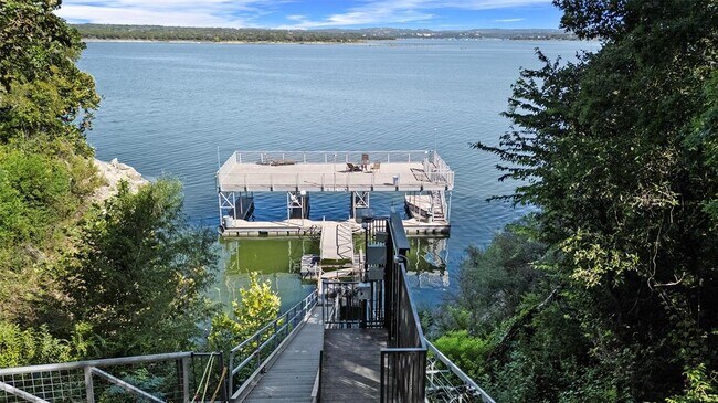 Building Photo - 2918 Ranch Rd 620 N