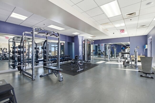 Building Photo - 1322 S Prairie Ave