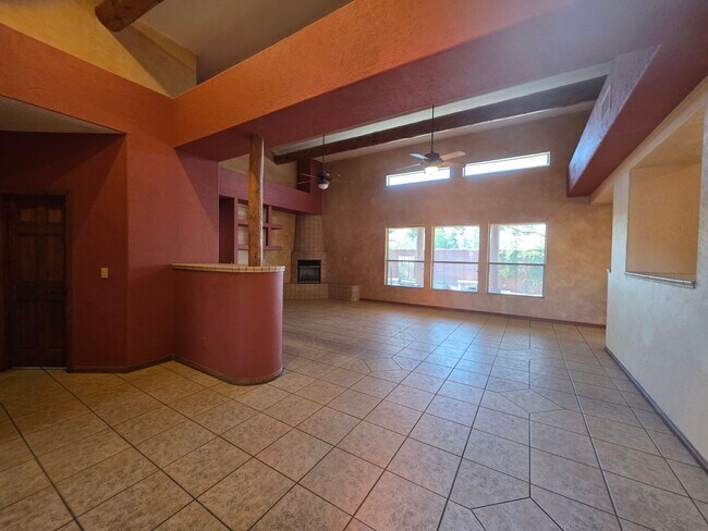 Building Photo - 8152 Eagledancer Ave