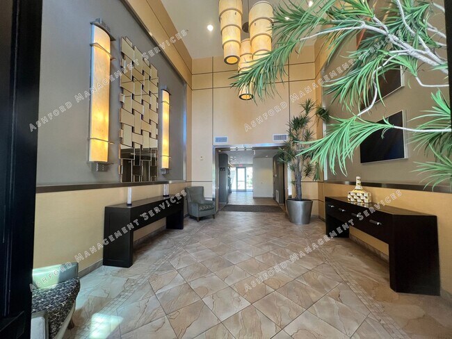 Building Photo - Scottsdale Luxury 2 Bed Condo with Mountain Views - Gated Artesia - Utilities Included