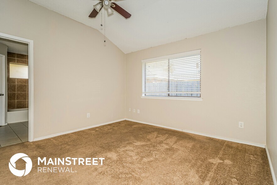 Building Photo - 513 Quail Hollow Dr