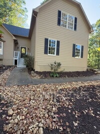 Building Photo - 4756 Forest Glen Ct NE