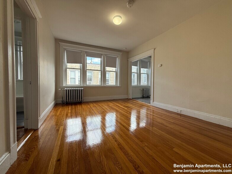 Building Photo - 1161 Boylston St