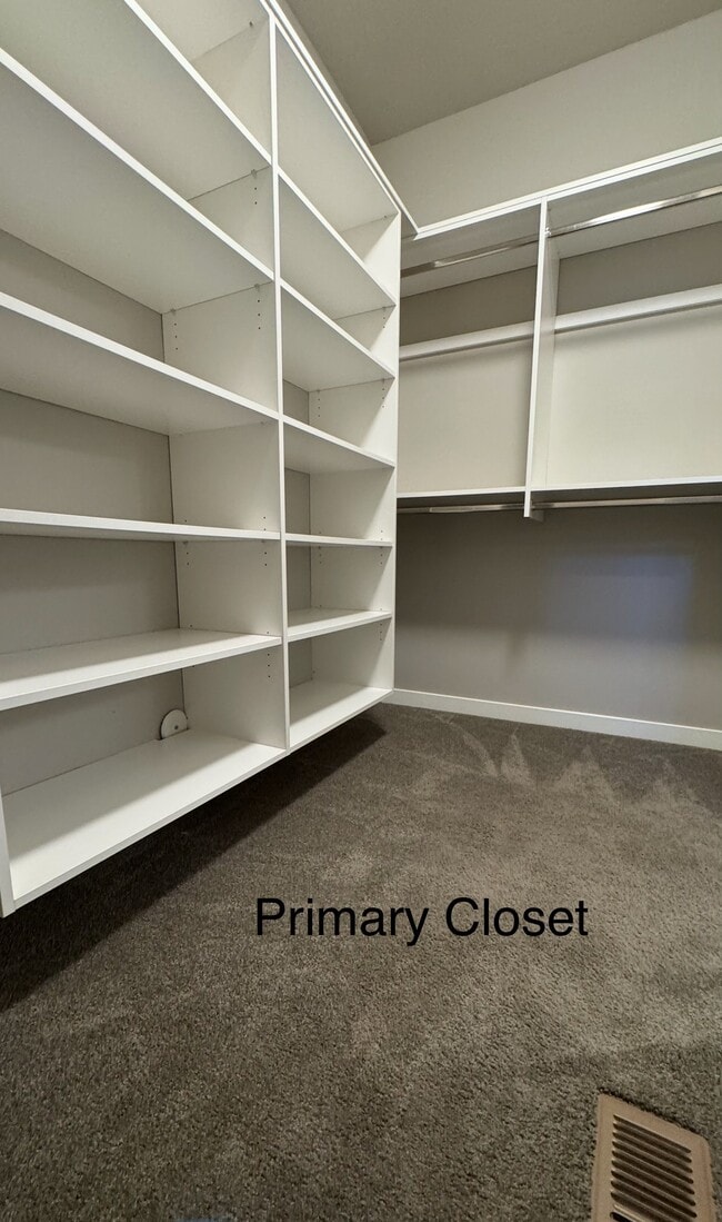 Building Photo - 6253 N Winward Ln