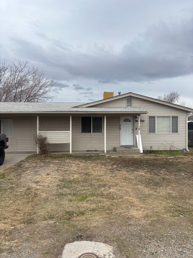 Building Photo - 2917 1/2 Formay Ave