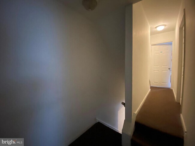 Building Photo - 3210 Haverford Ave