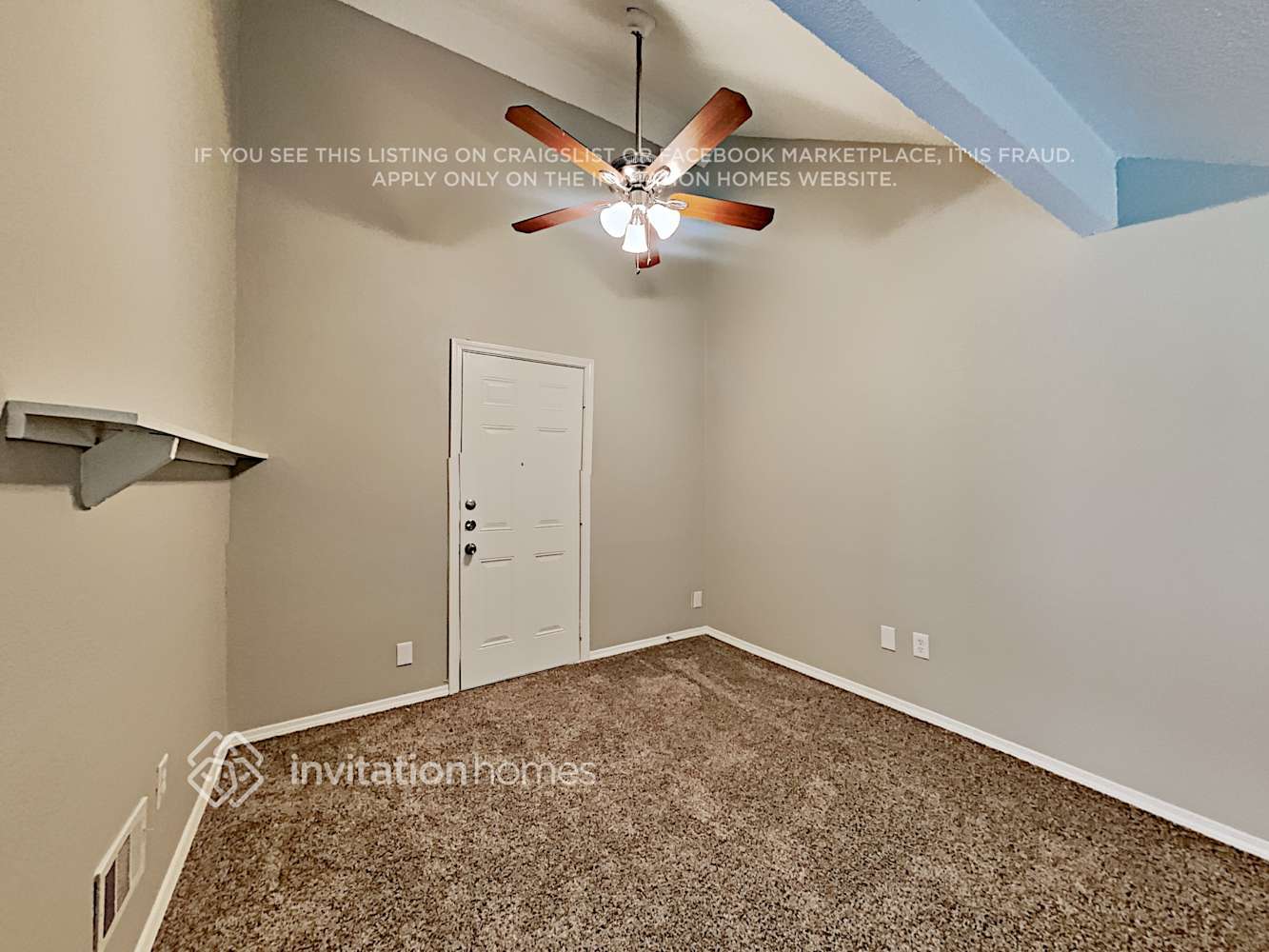 Building Photo - 9218 Oak Hollow Dr
