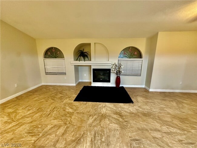 Building Photo - 7950 W Flamingo Rd