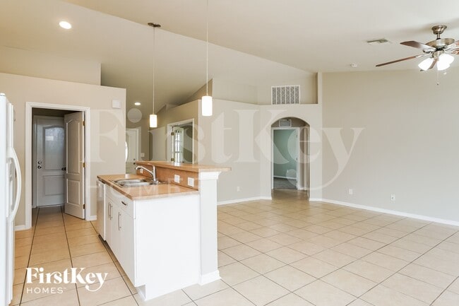 Building Photo - 2237 Tropicana Parkway W