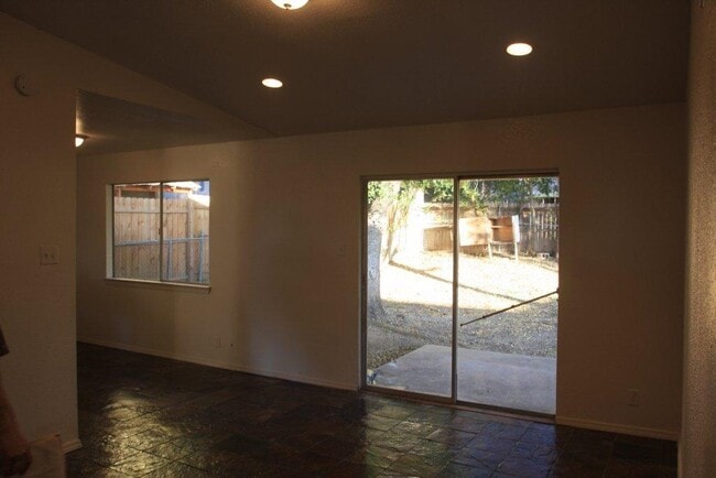 Building Photo - 2412 Village Walk