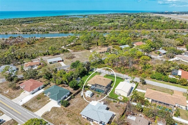 Building Photo - 1307 Primrose Rd