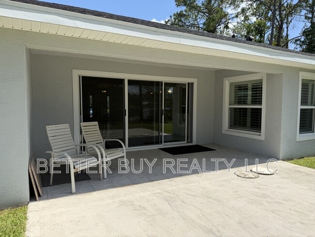Building Photo - 16 Kalendar Ct