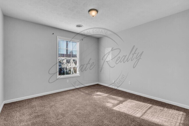 Building Photo - Affordable 2BR Ranch Duplex in N. Columbia — Move-In Special!