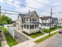 Building Photo - 21 Codington St