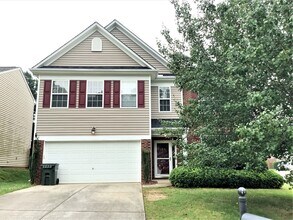 Building Photo - 11 Knoll Ridge Dr