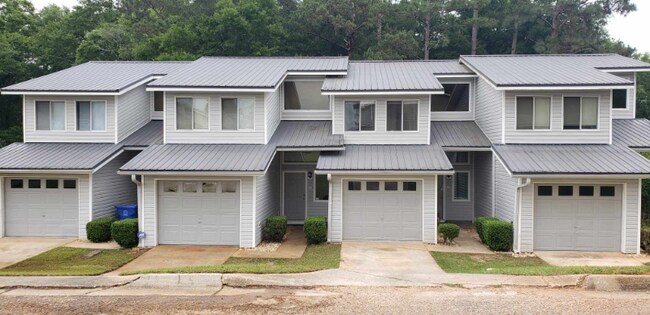 Building Photo - 153 Candlebrook Dr