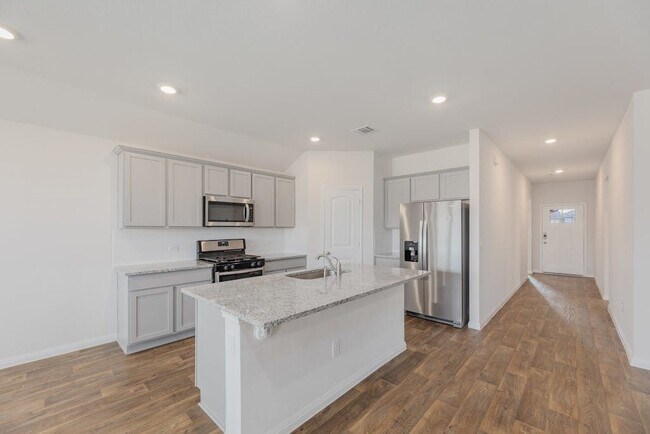 Building Photo - 21012 Abigail Fillmore Rd