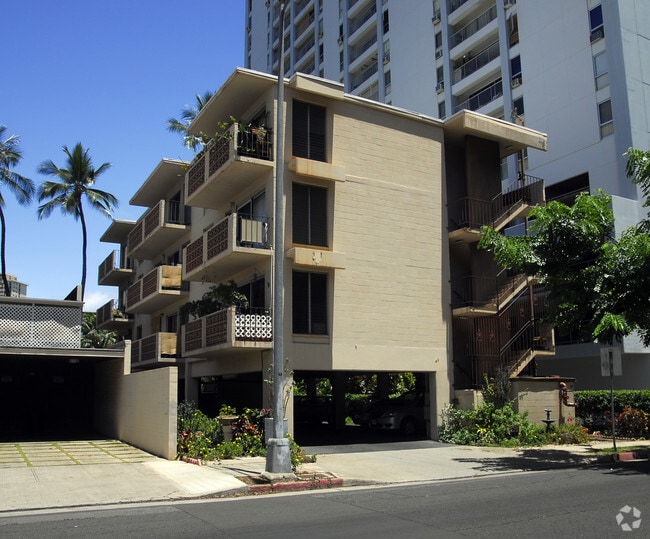 Building Photo - 412 Keoniana St