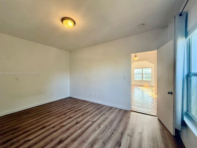 Building Photo - 4035 Meridian Ave