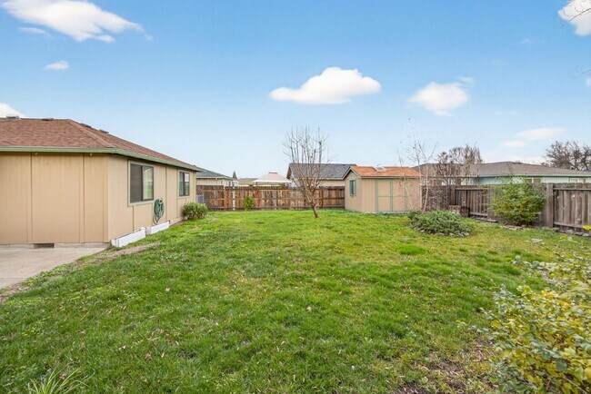 Building Photo - 1517 Westfield Way