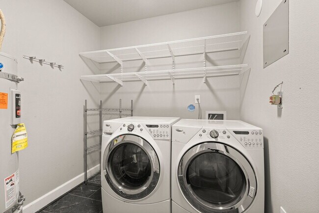 Building Photo - 9746 SW 34th Pl