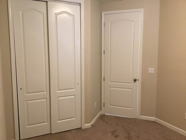 Building Photo - 3786 Ringneck Dr