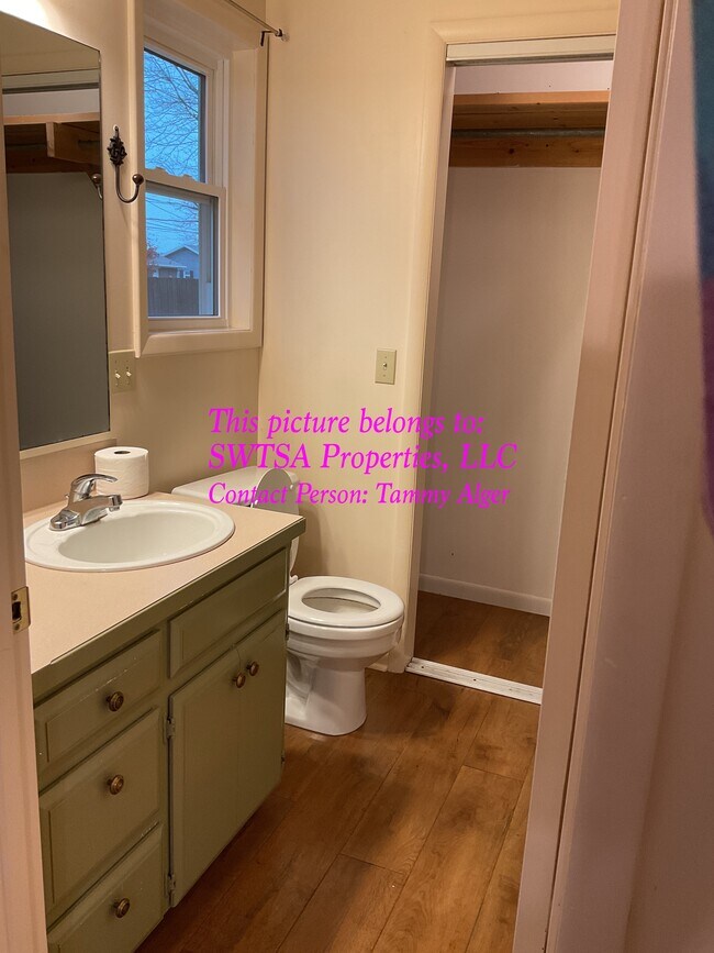 Building Photo - 929 Wood Street