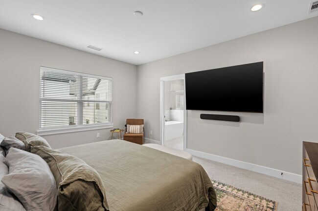 Building Photo - 5903 Wheatley Holw Ln