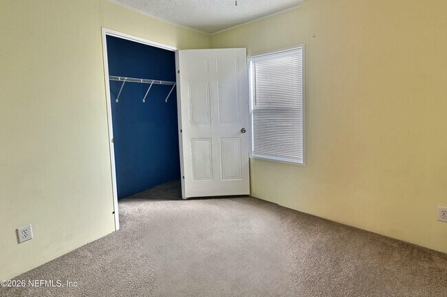 Building Photo - 467 Olive Cir
