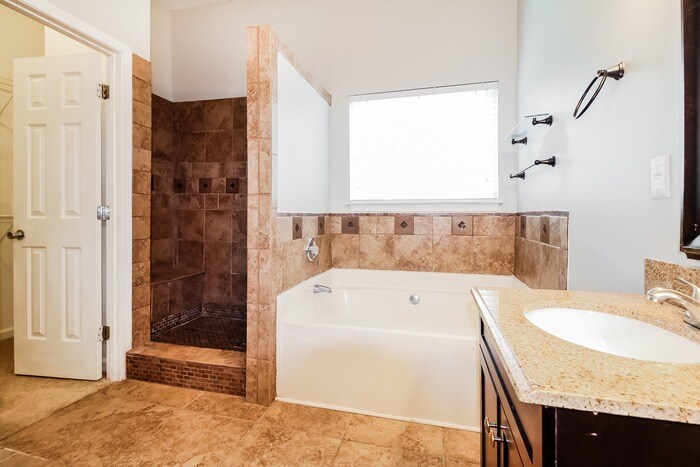 Building Photo - 304 Cotton Bay Way