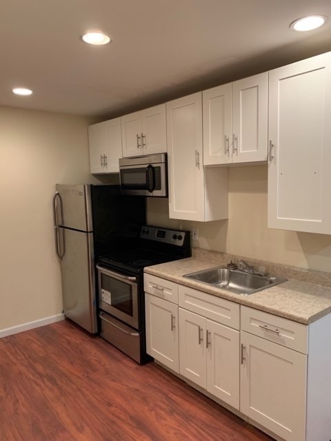 Building Photo - Gorgeous 3-Bedroom, 3-Bath Home in Kensington | Available Now