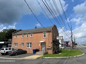 Building Photo - 406 NJ-35