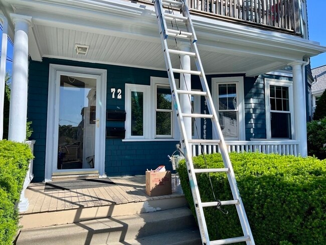 Building Photo - 72 Everett St