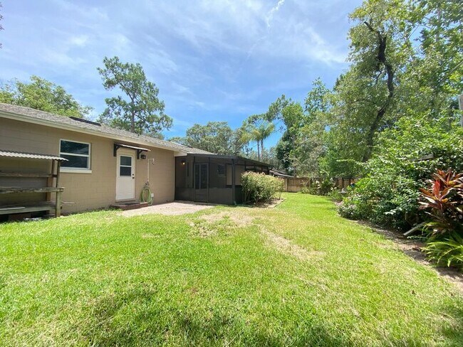 Building Photo - 104 Hatfield Ct