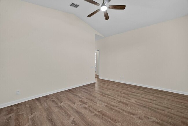 Building Photo - 11323 SW Mountain Ash Cir