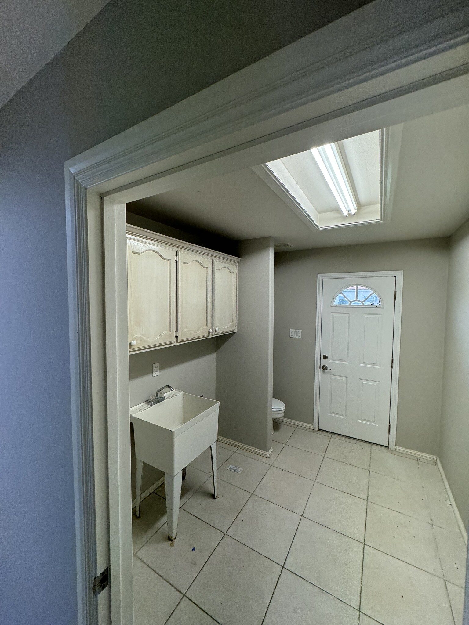 Big Laundry room with 1/2 bath - 10212 N 12th St