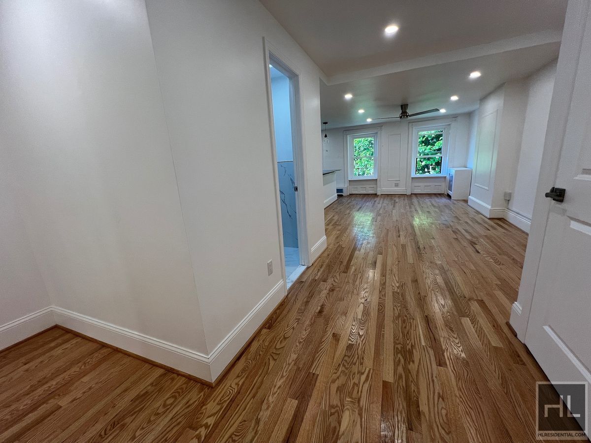 Building Photo - 2BR 1BA Classic Details Top Floor Brownstone w/ New Modern Finish on Preserved Bedstuy Block