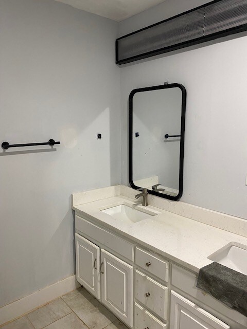 Building Photo - 3519 Rosehaven Dr