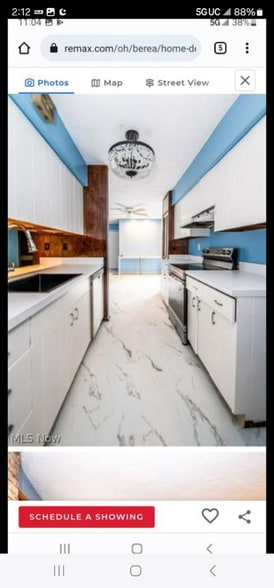Building Photo - 724 Wyleswood Dr