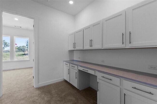 Building Photo - 405 Ocate Mesa Trail