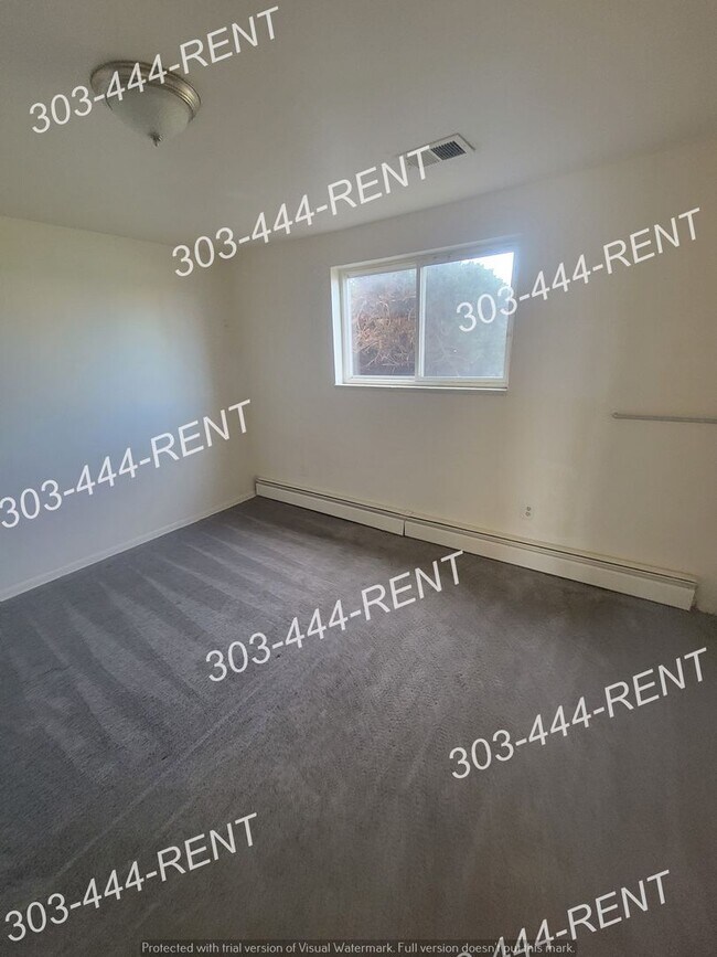 Building Photo - 7960-7966 Patricia Dr