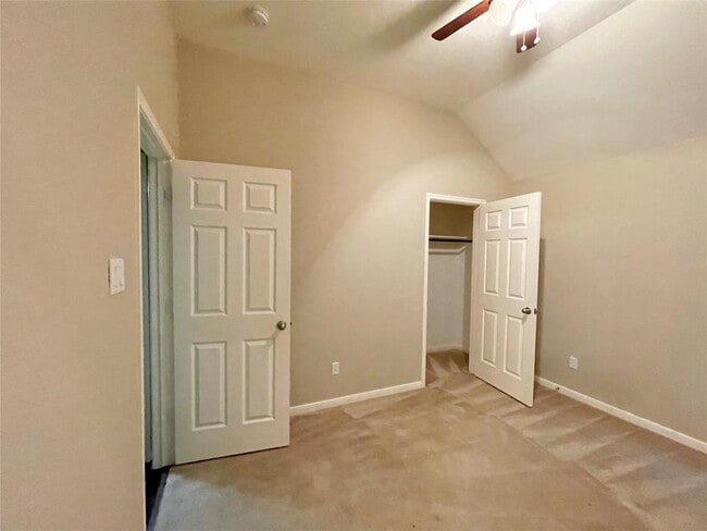 Building Photo - 6014 Conroy Pointe Ln
