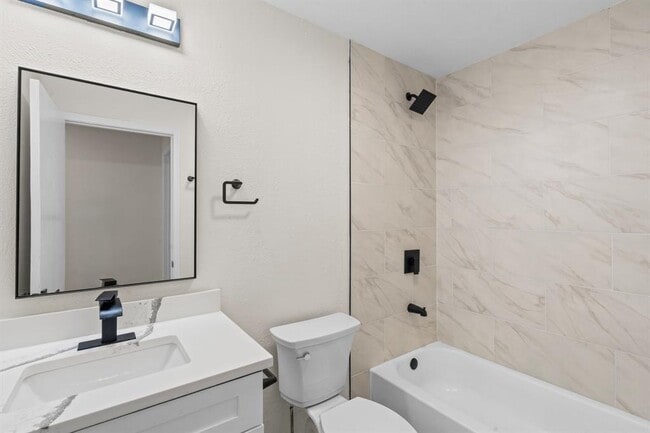 Building Photo - 2508 Dovemeadow Dr