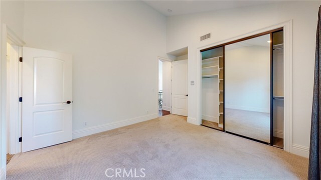 Building Photo - 1102 Slauson Ln