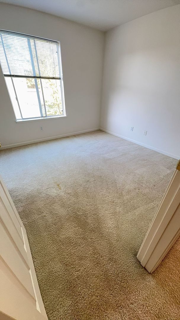 Building Photo - OPEN HOUSE SATURDAY 3/14/26 from 2:00-3:00pm